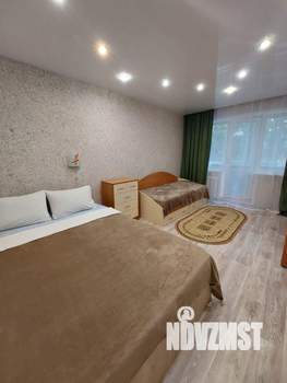 1-к квартира, посуточно, 36м2, 1/1 этаж