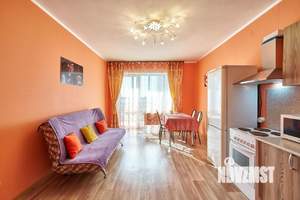 1-к квартира, посуточно, 47м2, 1/1 этаж