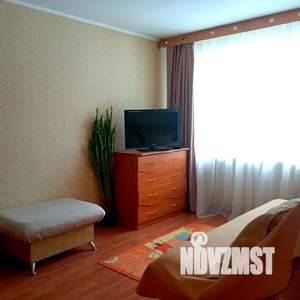 1-к квартира, посуточно, 32м2, 3/5 этаж