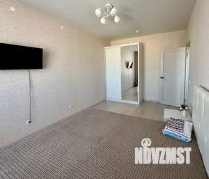 1-к квартира, посуточно, 35м2, 16/25 этаж