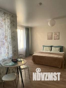 Студия квартира, посуточно, 36м2, 2/16 этаж