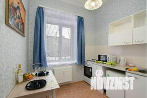 1-к квартира, посуточно, 33м2, 1/25 этаж