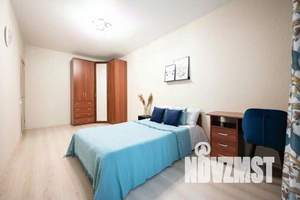 1-к квартира, посуточно, 43м2, 8/17 этаж