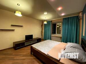 1-к квартира, посуточно, 46м2, 8/17 этаж