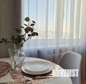 Студия квартира, посуточно, 30м2, 21/25 этаж