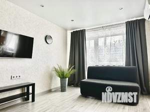 1-к квартира, посуточно, 33м2, 1/1 этаж