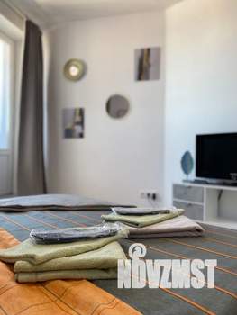 Студия квартира, посуточно, 28м2, 15/25 этаж
