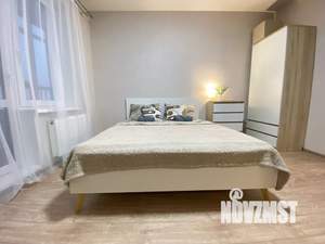 Студия квартира, посуточно, 38м2, 20/25 этаж