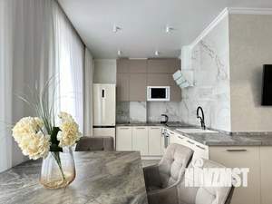 2-к квартира, посуточно, 80м2, 1/1 этаж