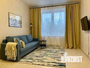 2-к квартира, посуточно, 56м2, 3/18 этаж