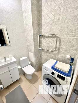 1-к квартира, посуточно, 40м2, 23/28 этаж