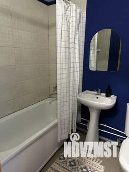 1-к квартира, посуточно, 35м2, 7/25 этаж