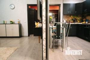 2-к квартира, посуточно, 65м2, 1/1 этаж