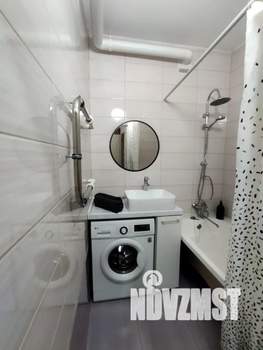 2-к квартира, посуточно, 47м2, 10/25 этаж