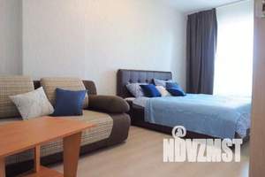 1-к квартира, посуточно, 39м2, 1/25 этаж