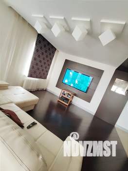 2-к квартира, посуточно, 77м2, 17/25 этаж