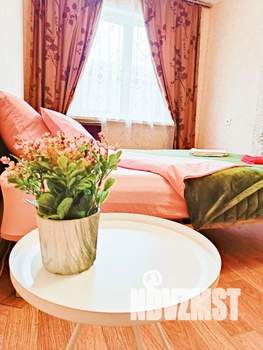 2-к квартира, посуточно, 45м2, 1/5 этаж