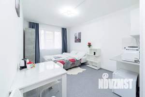 Студия квартира, посуточно, 17м2, 1/5 этаж