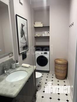 1-к квартира, на длительный срок, 64м2, 4/5 этаж