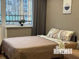 Студия квартира, посуточно, 38м2, 2/5 этаж