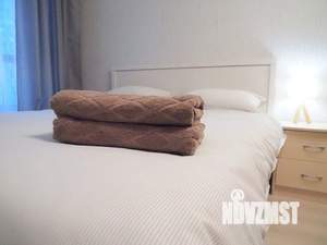 1-к квартира, посуточно, 47м2, 1/1 этаж