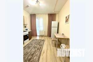1-к квартира, посуточно, 46м2, 4/25 этаж