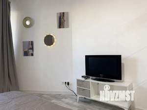 Студия квартира, посуточно, 28м2, 15/25 этаж