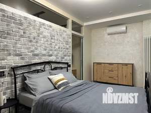 1-к квартира, посуточно, 56м2, 4/25 этаж