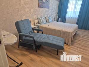 1-к квартира, посуточно, 40м2, 3/25 этаж