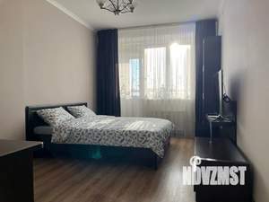 1-к квартира, посуточно, 47м2, 13/16 этаж