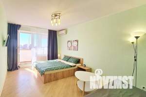 1-к квартира, посуточно, 38м2, 7/11 этаж