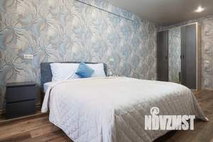 1-к квартира, посуточно, 48м2, 2/25 этаж