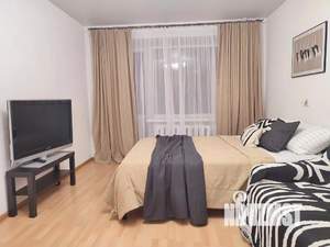 1-к квартира, посуточно, 35м2, 1/1 этаж