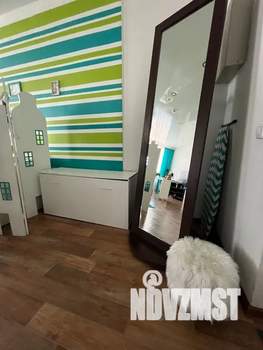 Студия квартира, посуточно, 32м2, 10/17 этаж