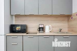 1-к квартира, посуточно, 43м2, 1/1 этаж