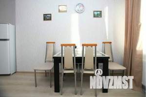 1-к квартира, посуточно, 48м2, 13/23 этаж