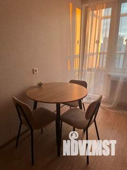 1-к квартира, посуточно, 40м2, 19/19 этаж