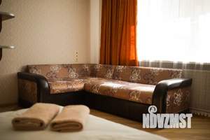 1-к квартира, посуточно, 42м2, 1/9 этаж