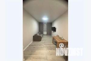 1-к квартира, посуточно, 40м2, 1/6 этаж