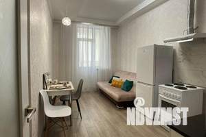 1-к квартира, посуточно, 40м2, 16/22 этаж