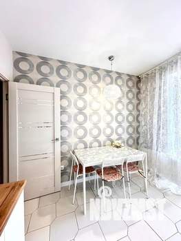 1-к квартира, посуточно, 36м2, 7/25 этаж