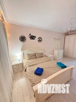 1-к квартира, посуточно, 54м2, 9/25 этаж