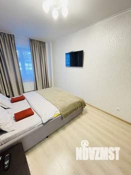 1-к квартира, посуточно, 44м2, 1/25 этаж