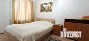 Студия квартира, посуточно, 24м2, 1/25 этаж