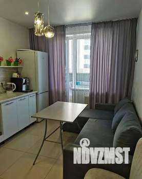 1-к квартира, посуточно, 40м2, 8/17 этаж
