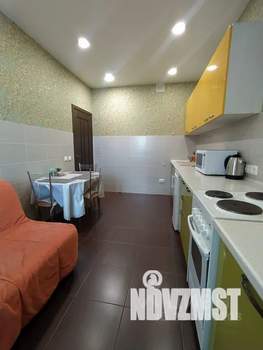 1-к квартира, посуточно, 65м2, 12/25 этаж