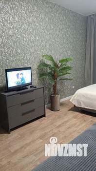 1-к квартира, посуточно, 46м2, 9/25 этаж