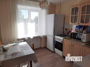 1-к квартира, посуточно, 37м2, 4/10 этаж