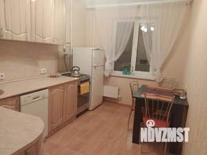 1-к квартира, посуточно, 38м2, 6/9 этаж