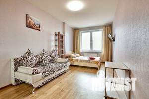 2-к квартира, посуточно, 44м2, 21/25 этаж